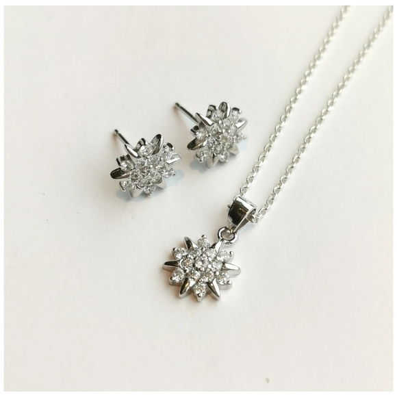Sterling silver cz starburst necklace earring set NEW - Picture 6 of 6